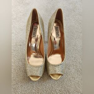 BADGLEY MISCHKA gold heels